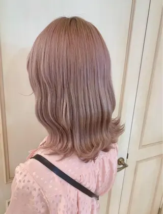 セミロング カラー ヘアアレンジ 海外レイヤー鯉渕 【海外風メンズも◎】のヘアスタイル