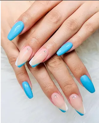 ネイル ダン ゴーゴックビックのネイルデザイン