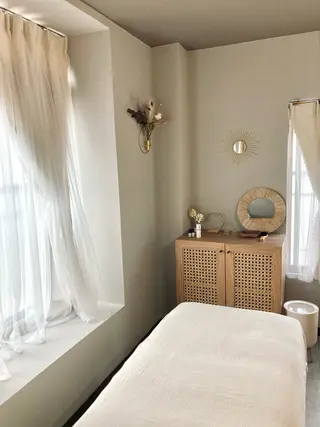 OnNEA(オンネア) Tennocho salon所属・オールハンドサロン OnNEA Fumiのエステ・リラクイメージ