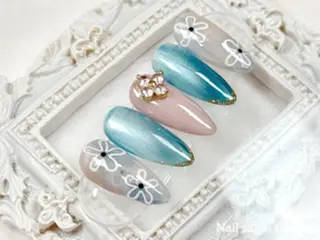 ネイル Nailsalon Charis.yuのネイルデザイン