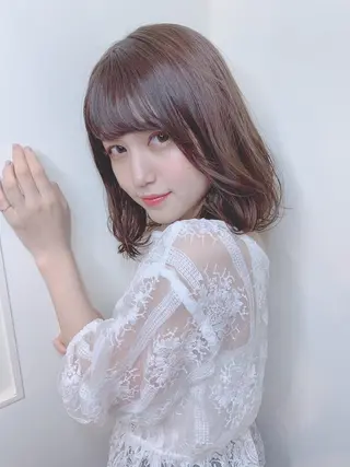 ミディアム カラー パーマ ヘアアレンジ 公式 Ease by amble luxeのヘアスタイル