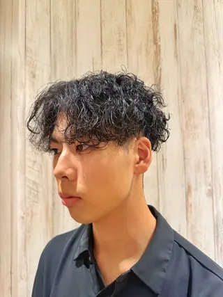 ショート パーマ メンズ 増田 祐のヘアスタイル