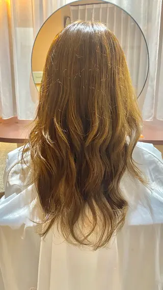 ロング attrait天王寺店所属・attraitななか /カラーモデル募集中のヘアスタイル