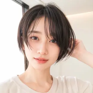 ショート カラー Attrait .のヘアスタイル