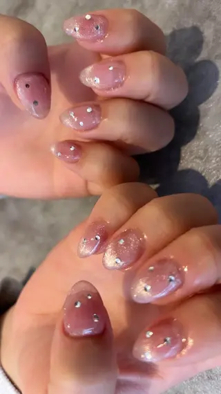 ネイル Mignon所属・Mignon 、のネイルデザイン