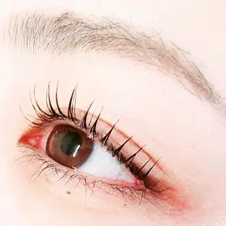 マツエク・マツパ 久保田 愛未のヘアスタイル