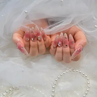 ロング マシェリローズ所属・Macherie Roseのネイルデザイン