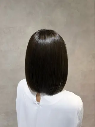 ミディアム カラー 《.Xian》 アカリ/艶髪カラーのヘアスタイル