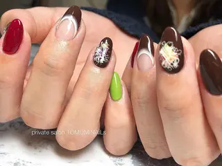 ネイル private salon TOMOMINAILs所属・TOMOMI NAILsのネイルデザイン