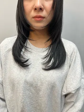 セミロング カラー ROCCO east MIYOのヘアスタイル