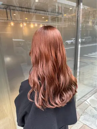 ロング カラー 高村 茉耶のヘアスタイル