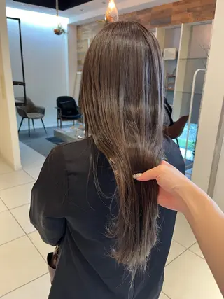 ロング カラー sabo ladies salon所属・ヨシカ/透明感カラー 酸性ストレートのヘアスタイル