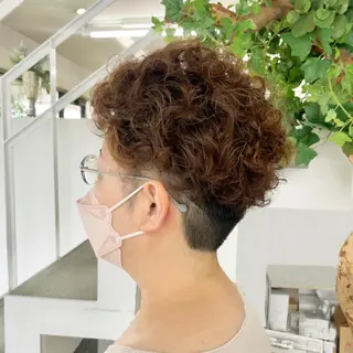 ショート パーマ 山田 里美のヘアスタイル