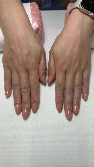 ネイル 名越 彩花のネイルデザイン