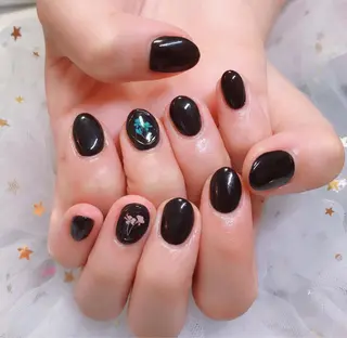 カラー ネイル Q Free nailsのネイルデザイン