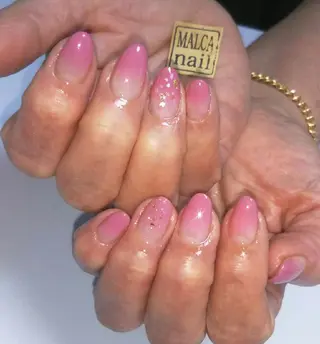 セミロング ヘアアレンジ パーマ ネイル キッズ マツエク・マツパ MALCAnail(マルカネイル)所属・荒木 莉奈のネイルデザイン