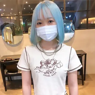 ショート カラー 艶ハイトーンブリーチ 🌈小林侑雅のヘアスタイル