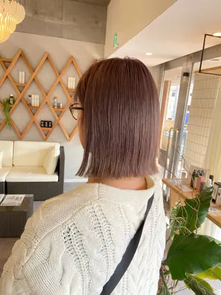 ショート カラー ELLE&SALLY 石野のヘアスタイル