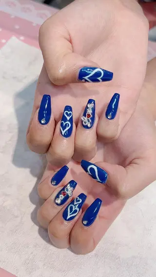 ネイル バニーアイズ　ネイル ニューオータニ博多店のネイルデザイン