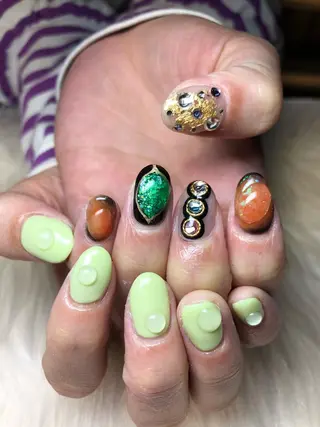 ネイル Li'leaNail AINAのネイルデザイン