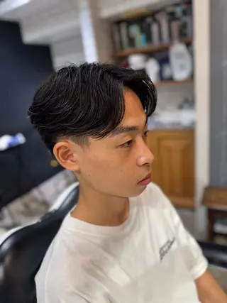 ミディアム shift赤坂店所属・武井 颯太のヘアスタイル