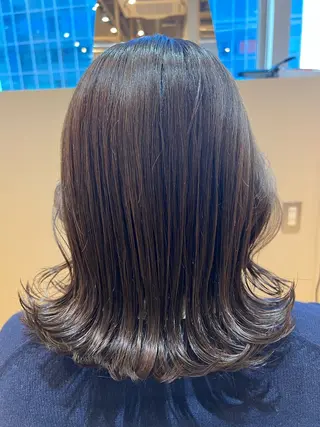 ミディアム カラー 🐶 Zina川崎 竹下 あい🐶のヘアスタイル