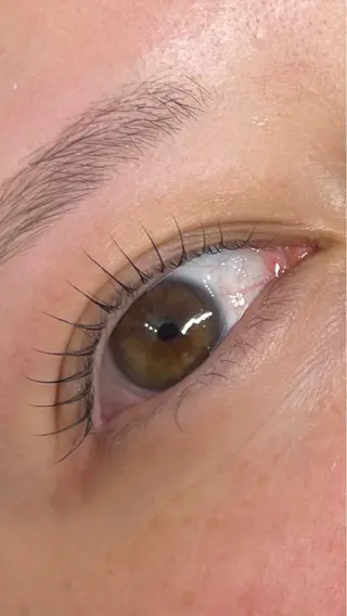 マツエク・マツパ ホワイトアイ蒲田店所属・maya kのマツエク・マツパデザイン