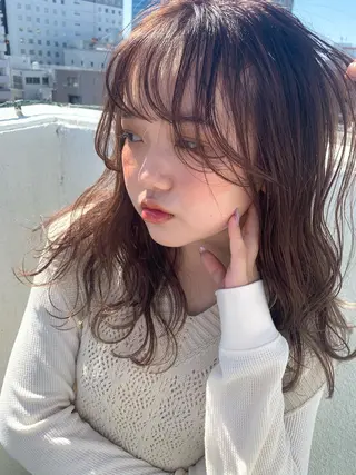 セミロング 高橋 みく/ minim 暖色のヘアスタイル