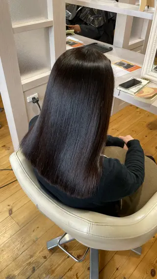 ロング パーマ TJ天気予報 近藤 仁也のヘアスタイル