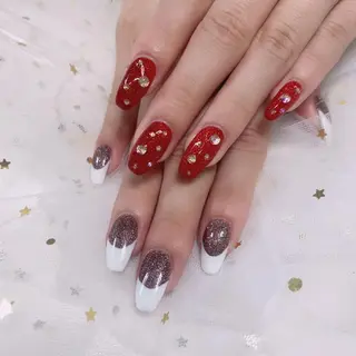 ネイル ジョリ En 💞🦋のネイルデザイン