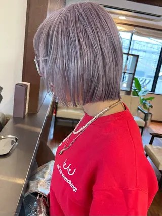 ショート カラー 髪質改善ｶﾗｰ ｹｱﾌﾞﾘｰﾁ/ﾀﾑのヘアスタイル