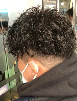 パーマ メンズ Le'a所属・渋谷/フェード/ 國分 翔のヘアスタイル