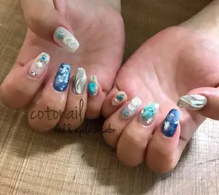 セミロング ネイル ツメトマツゲ .のネイルデザイン