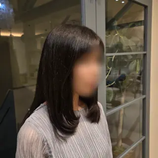 ミディアム 小峯 瑞貴のヘアスタイル