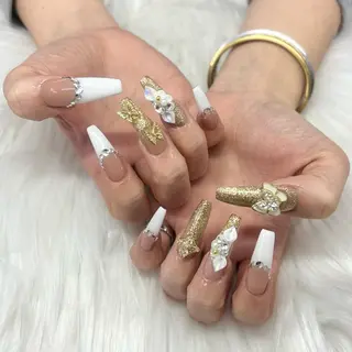 ネイル total salon Bell所属・Totalsalon Bell【嶌田彩華】のネイルデザイン