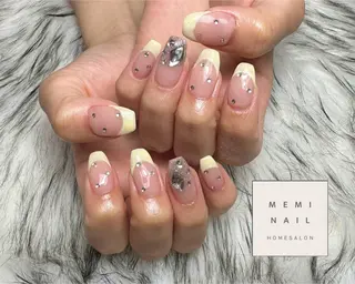 ネイル MEMI NAILのネイルデザイン
