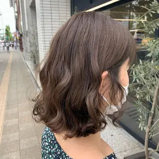 カラー 宮下 志織のヘアスタイル