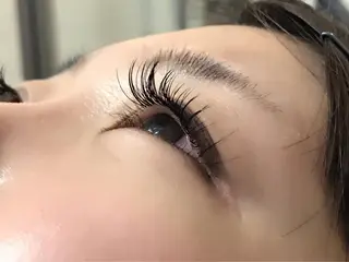 マツエク・マツパ ネイルリスト💅 HANAのネイルデザイン