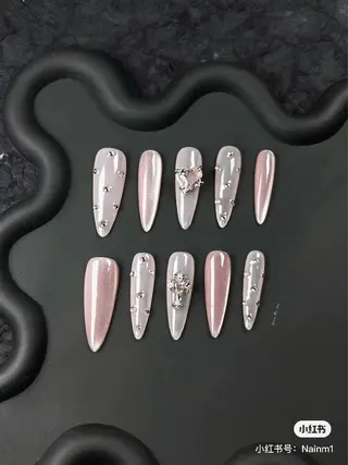 ネイル ☁️Yun nail Rin☁️のネイルデザイン