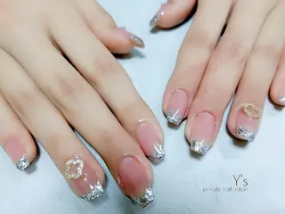 ネイル YUMI NAGAI  のネイルデザイン