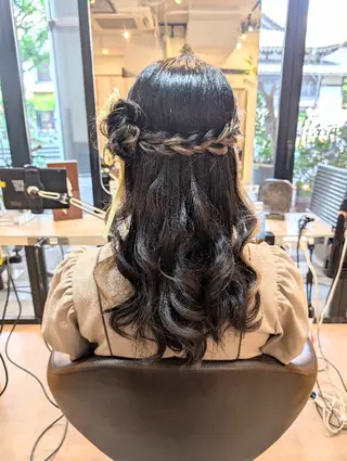 セミロング ヘアアレンジ koto💭 コトのヘアスタイル