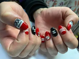 ミディアム ネイル マツエク・マツパ nail yukkoのネイルデザイン
