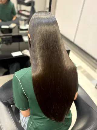 ロング HARUKI MINATO Japan FUKUOKA所属・秋屋 美々梨のヘアスタイル