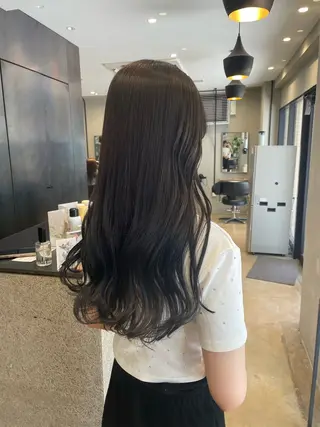 ミディアム カラー 博多/ブリーチ/レイ ヤーカット/莉子のヘアスタイル