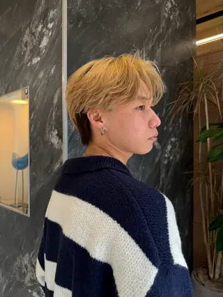 ミディアム カラー メンズ SALOWIN 原宿 iori所属・🌟原宿指名No.1 センターパート⭐️のヘアスタイル