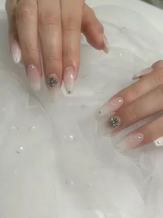 ネイル hinata池袋 🎀WOLTOKYOのネイルデザイン