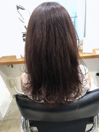 セミロング カラー MIOベージュカラー 柔らかいカラーのヘアスタイル