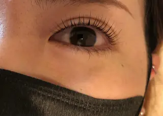 マツエク・マツパ アンジュール の家のヘアスタイル