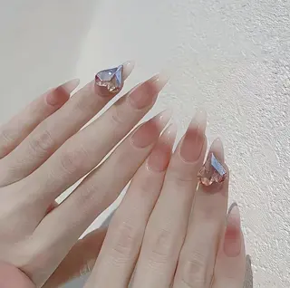 ネイル Queens テイのネイルデザイン