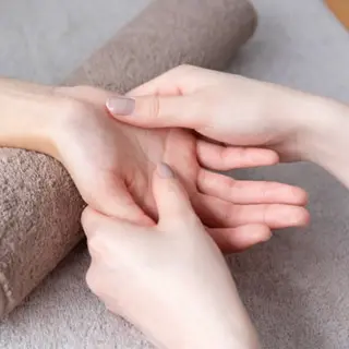 ネイル GrandStorySALON所属・メンズ専門 理美容師 __Norikoのヘアスタイル